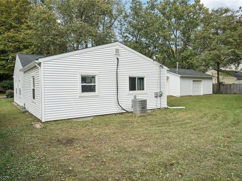 6068 Glasgow Street, Madison, OH 44057 Photo 41