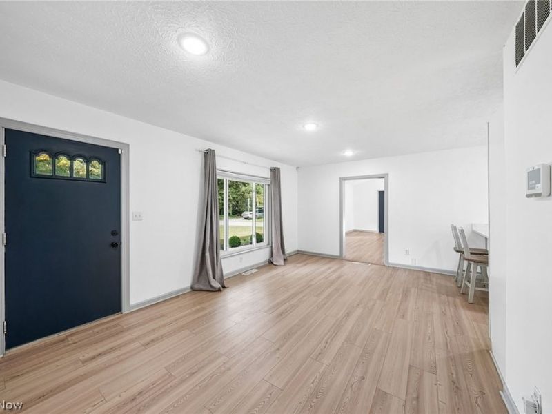 6068 Glasgow Street, Madison, OH 44057 Photo 6