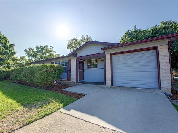 2906 Windmill Lane, Farmers Branch, TX 75234