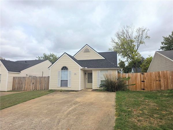 1005 S 24th Place , Rogers, AR 72758