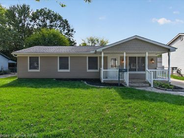 28149 Meadow Hill Street , Romulus, Mi 48174