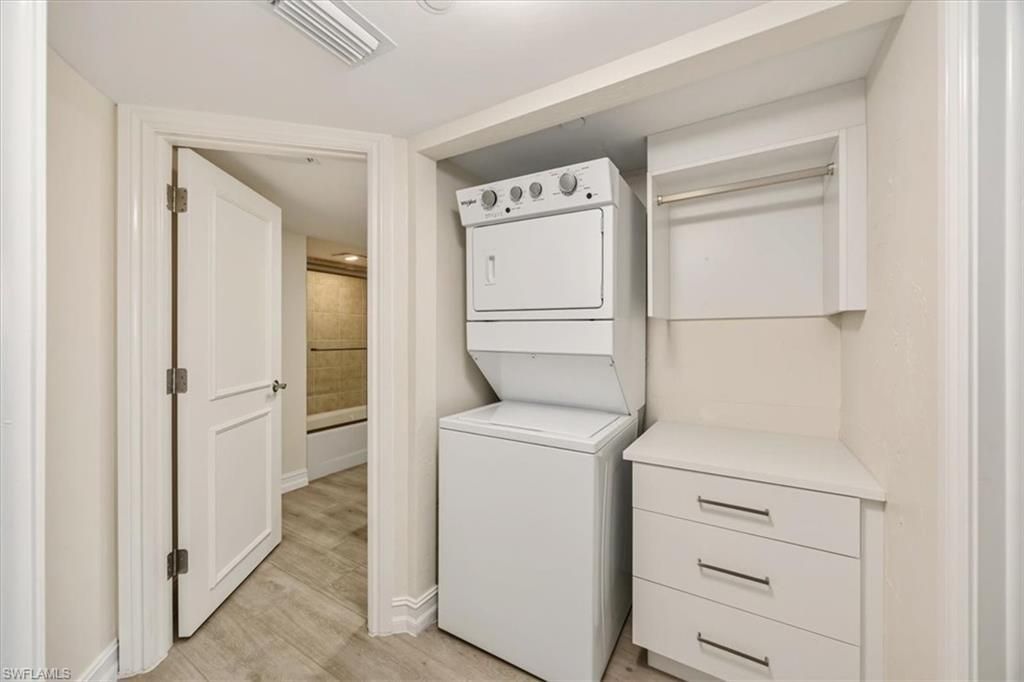 4751 Gulf Shore Blvd N, Unit 1503, Naples, FL 34103 Photo