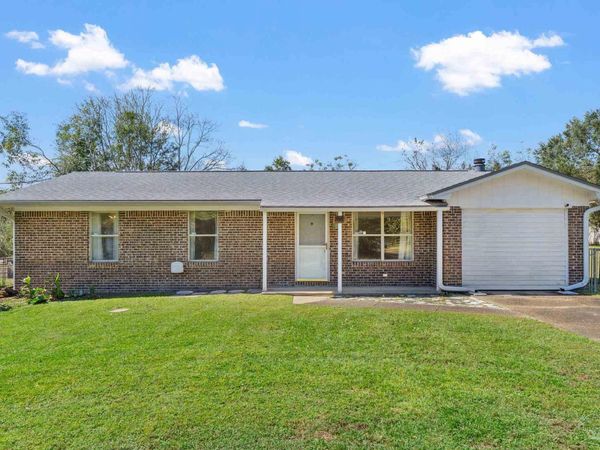 2061 Smyers Rd, Cantonment, FL 32533