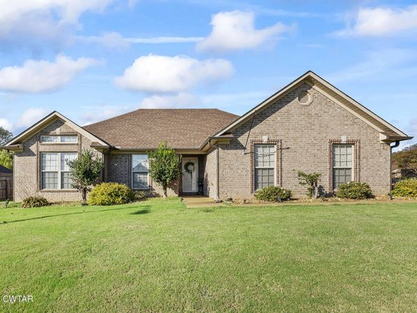 273 Chronicles Drive , Medina, TN 38355