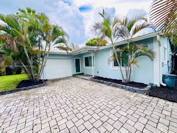 3980 N 67th Ave , Hollywood, FL 33024