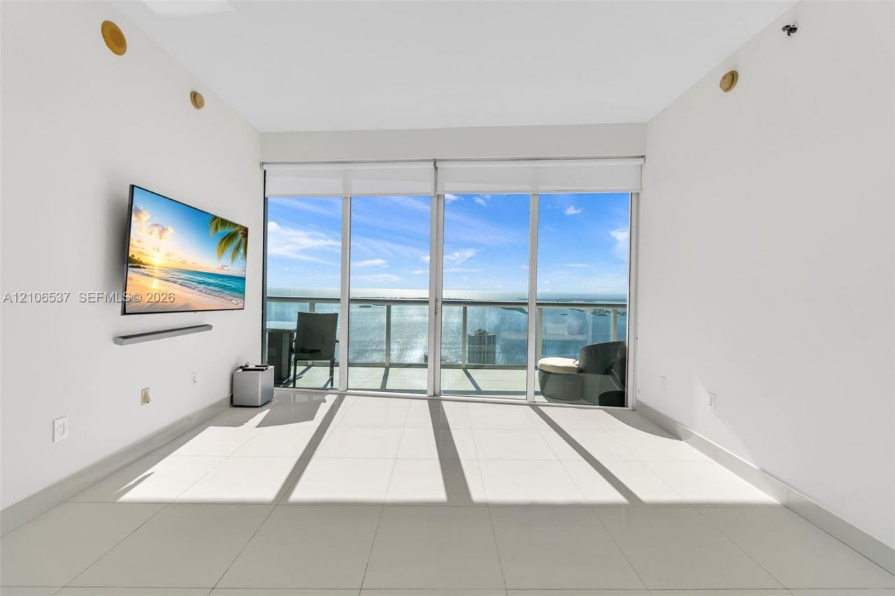 465 Brickell Ave , Unit 5203, Miami, FL 33131 Photo