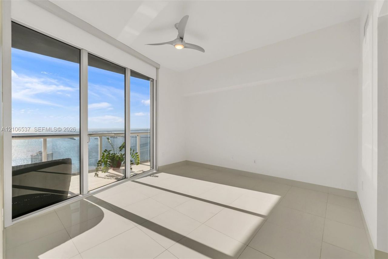 465 Brickell Ave , Unit 5203, Miami, FL 33131 Photo