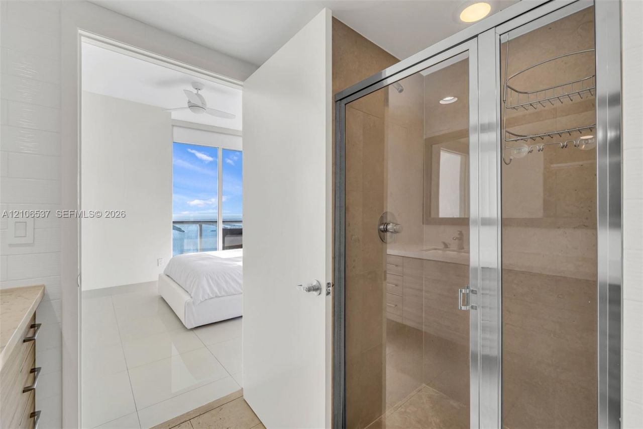 465 Brickell Ave , Unit 5203, Miami, FL 33131 Photo