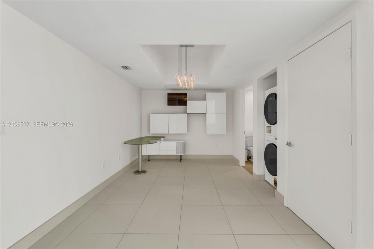 465 Brickell Ave , Unit 5203, Miami, FL 33131 Photo