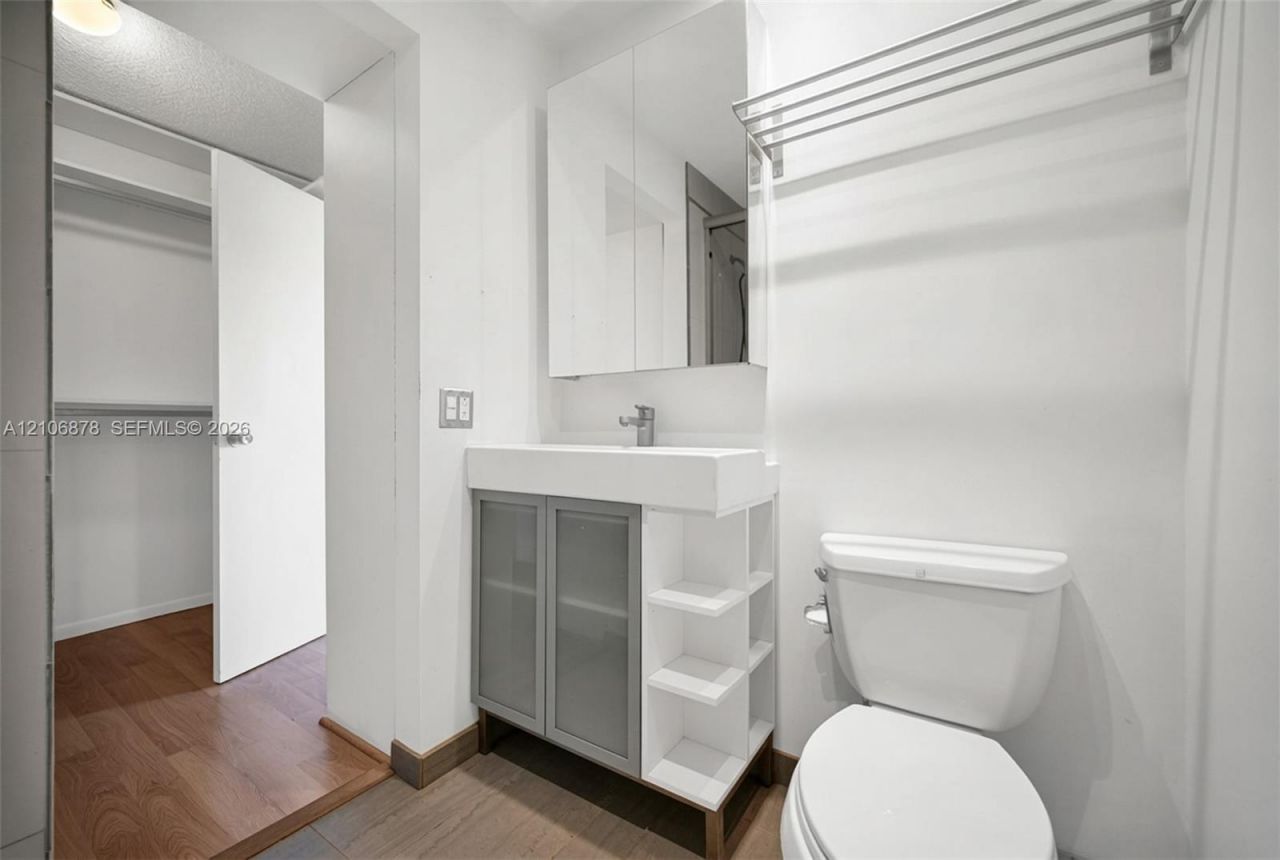 2420 Diana Dr , Unit 306, Hallandale Beach, FL 33009 Photo