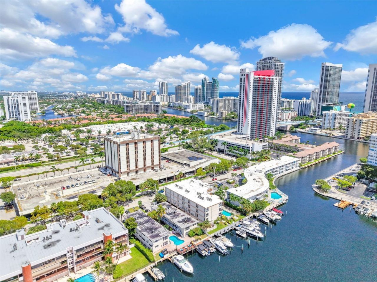 2420 Diana Dr , Unit 306, Hallandale Beach, FL 33009 Photo