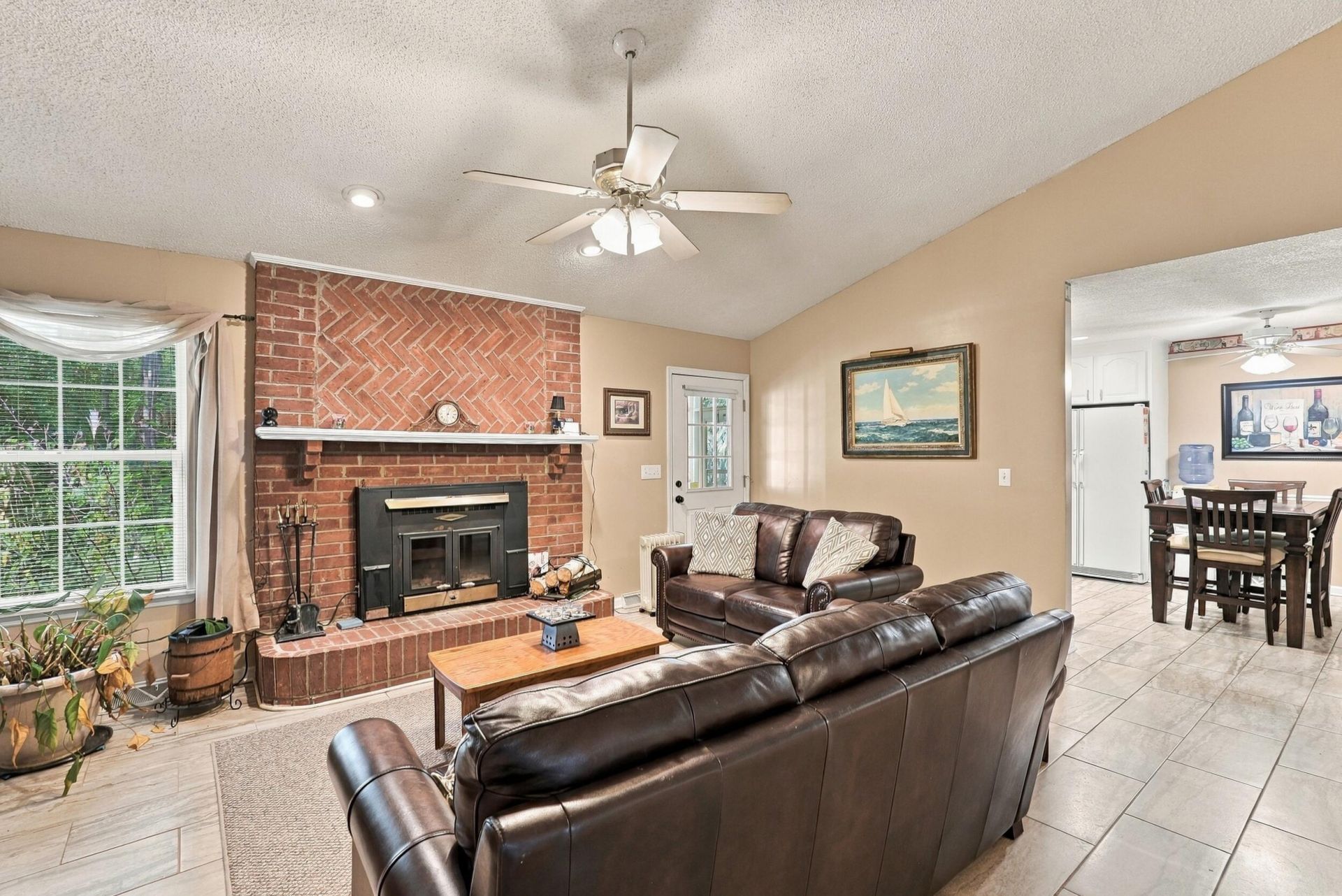 1760 Black Tom Road Photo 6