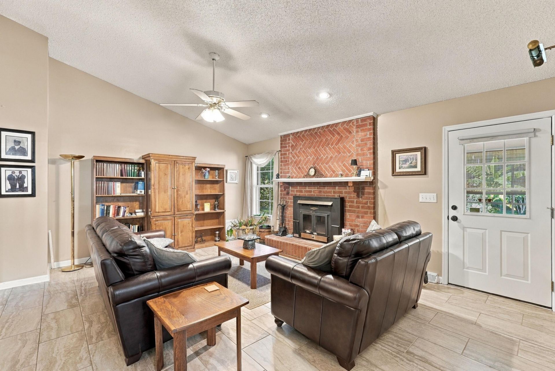 1760 Black Tom Road Photo 8