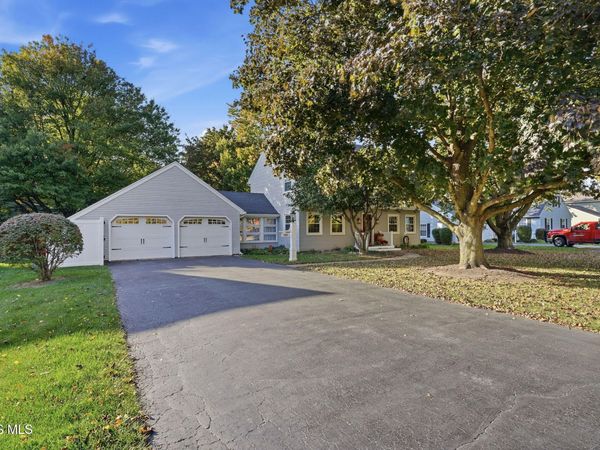 546 Bright Road, Findlay, OH 45840