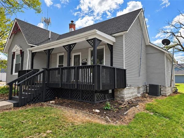 301 W Peoria Street, Paola, KS 66071