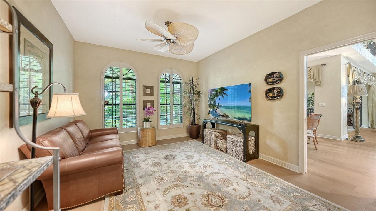 4543 Las Brisas Lane , Sarasota, FL 34238 Photo