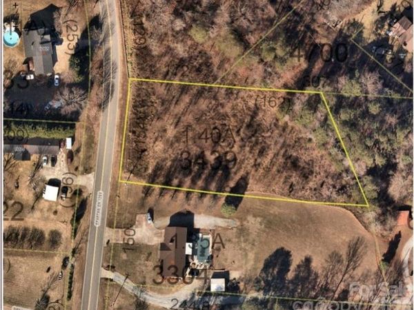 000 Spartan Drive , Hudson, NC 28638