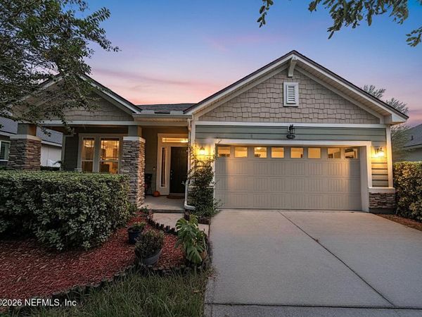 7045 ROSABELLA Circle, Jacksonville, FL 32258
