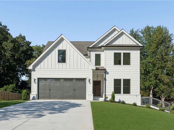 2425 Elmwood Circle, Smyrna, GA 30339