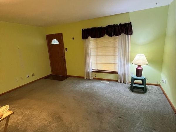 14116 Carrydale Avenue, Cleveland, OH 44111