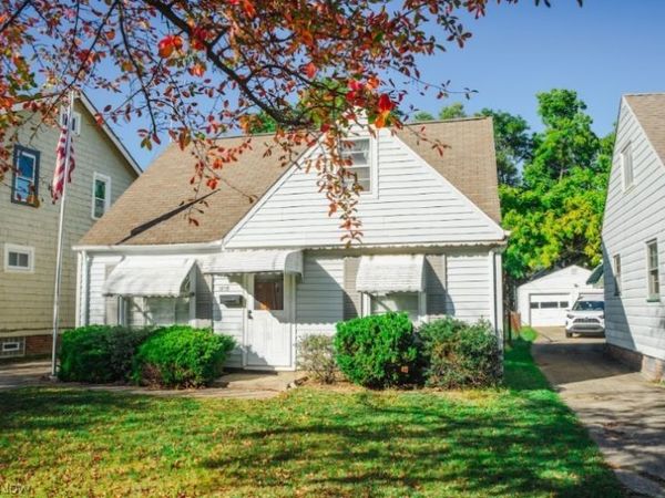 14116 Carrydale Avenue, Cleveland, OH 44111