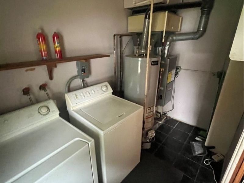 14116 Carrydale Avenue, Cleveland, OH 44111 Photo 7