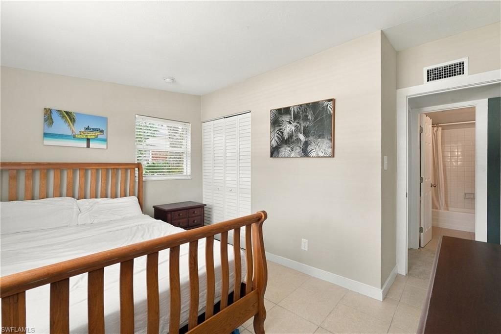 2140 Harbor Ln , Naples, FL 34104 Photo