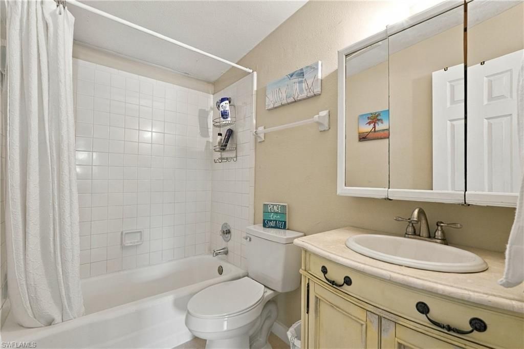 2140 Harbor Ln , Naples, FL 34104 Photo