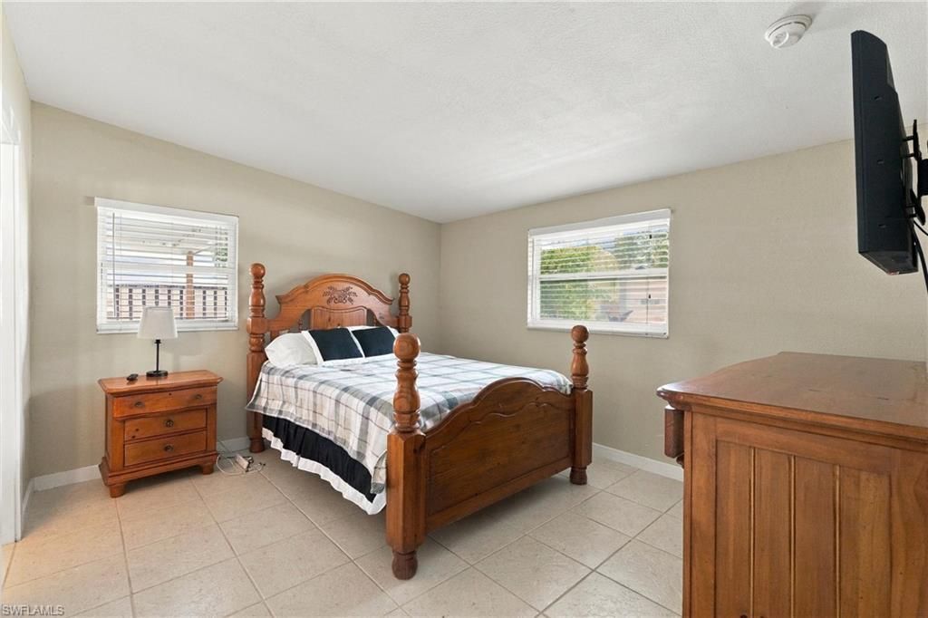 2140 Harbor Ln , Naples, FL 34104 Photo