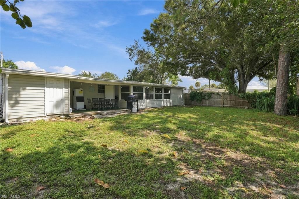 2140 Harbor Ln , Naples, FL 34104 Photo