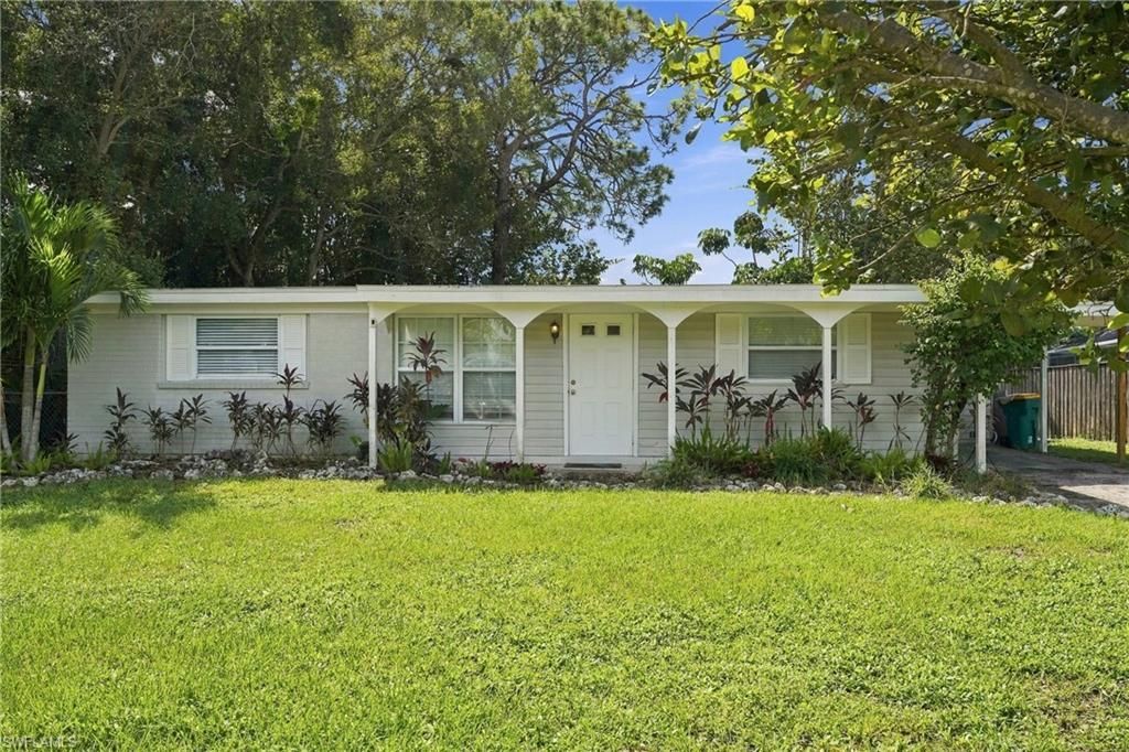 2140 Harbor Ln , Naples, FL 34104 Photo