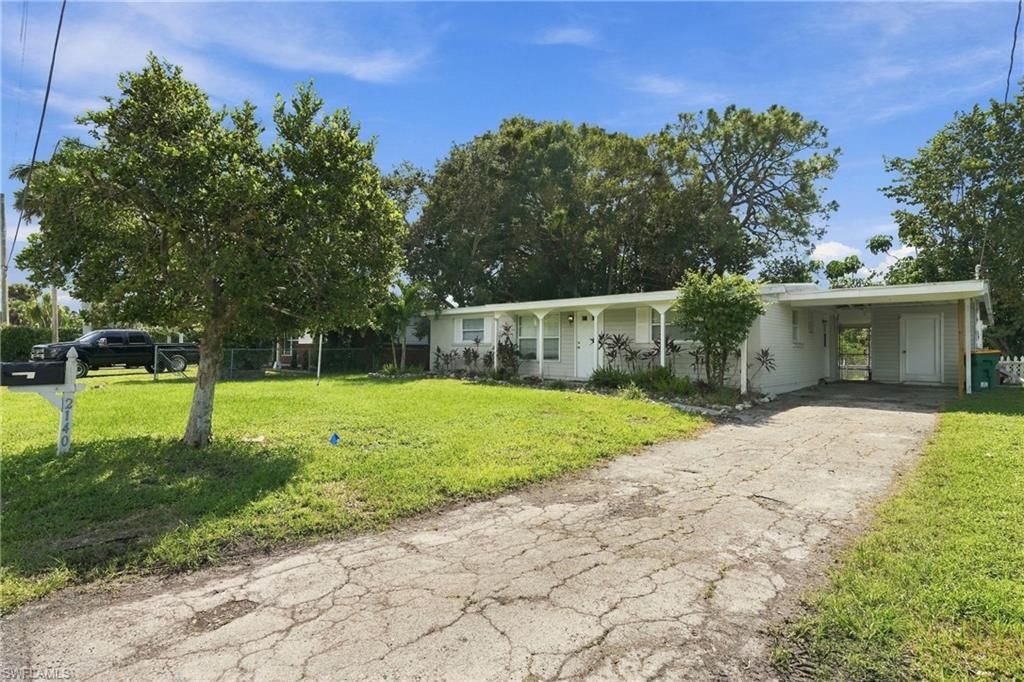 2140 Harbor Ln , Naples, FL 34104 Photo