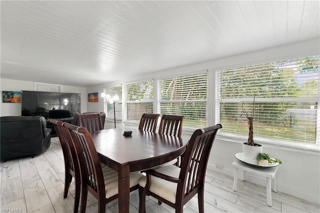 2140 Harbor Ln , Naples, FL 34104 Photo