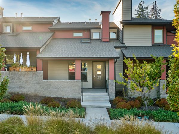 25 S Mountain Avenue, Ashland, OR 97520