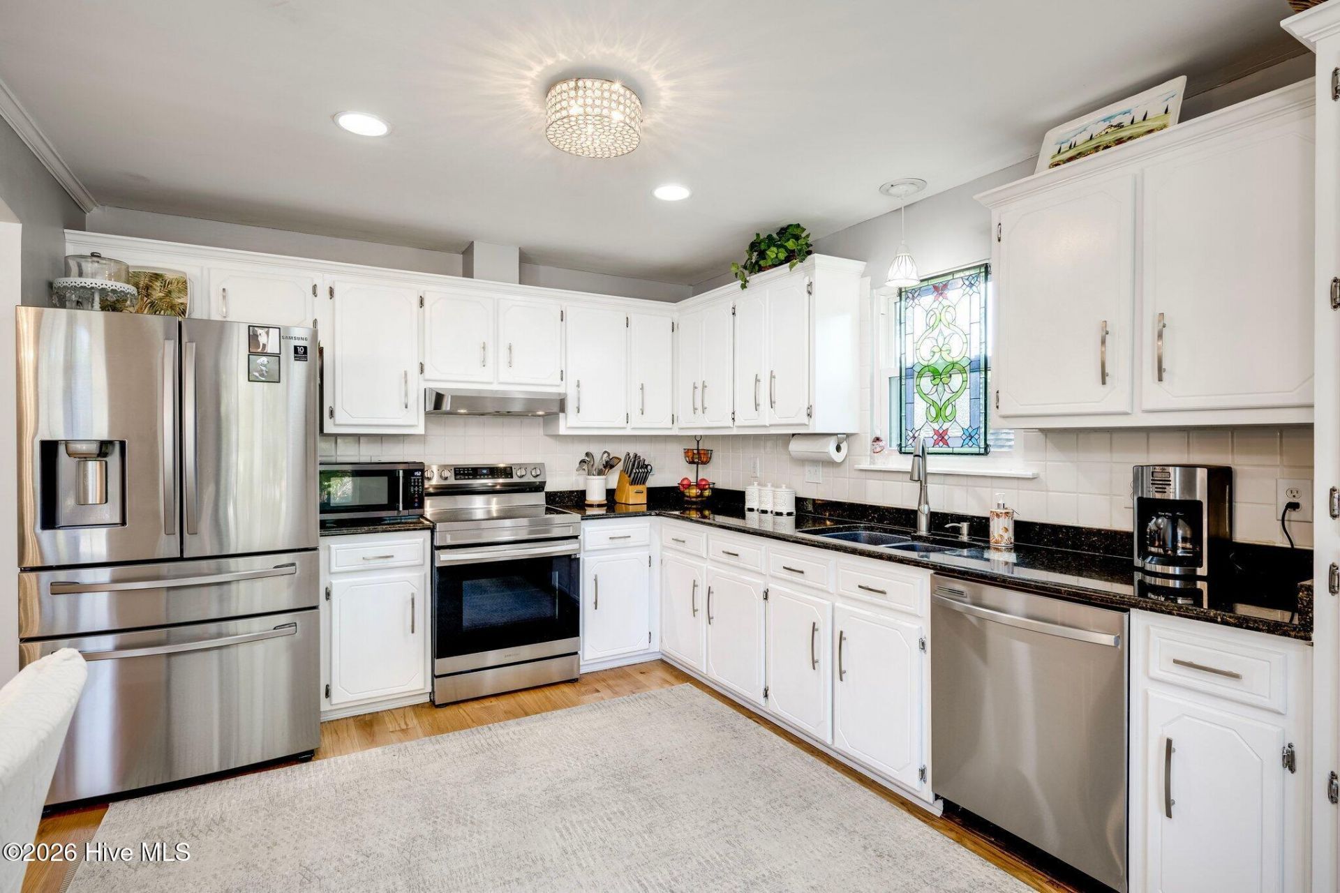 16 Woodhill Place Photo 13