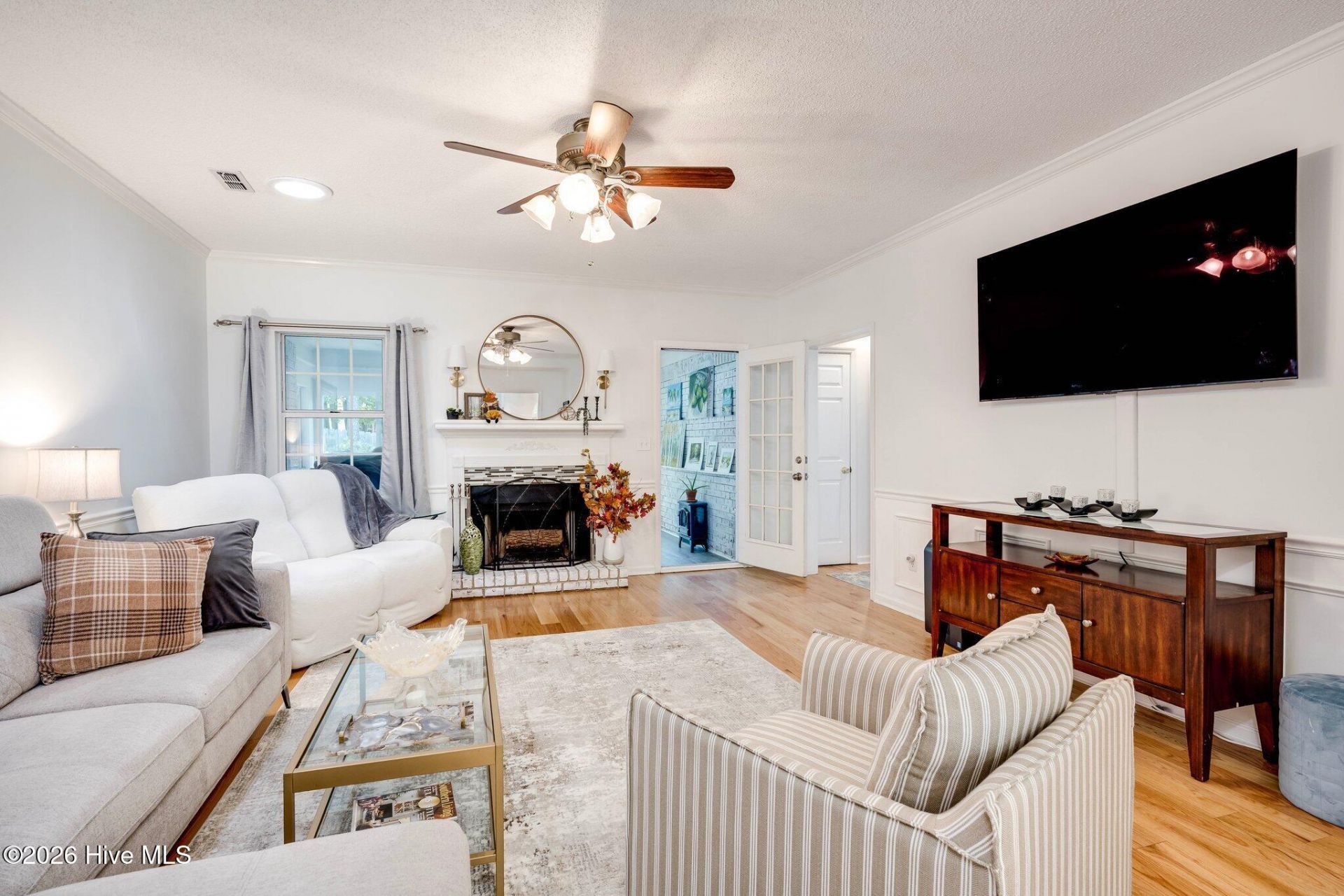 16 Woodhill Place Photo 17
