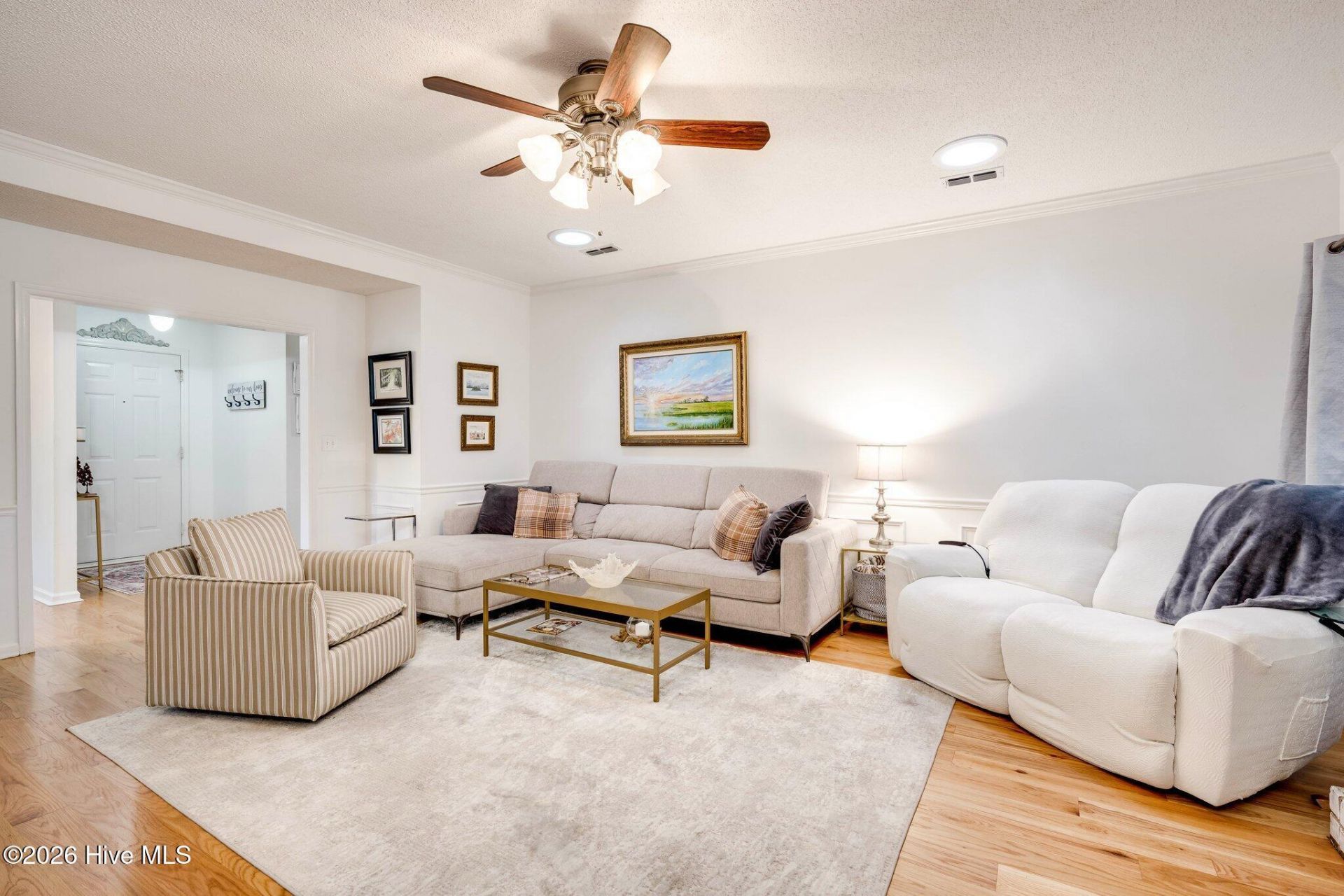 16 Woodhill Place Photo 19