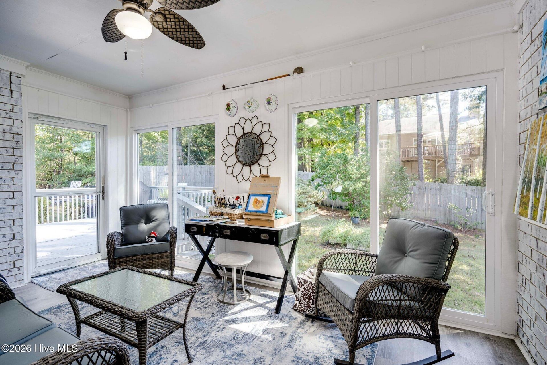 16 Woodhill Place Photo 22