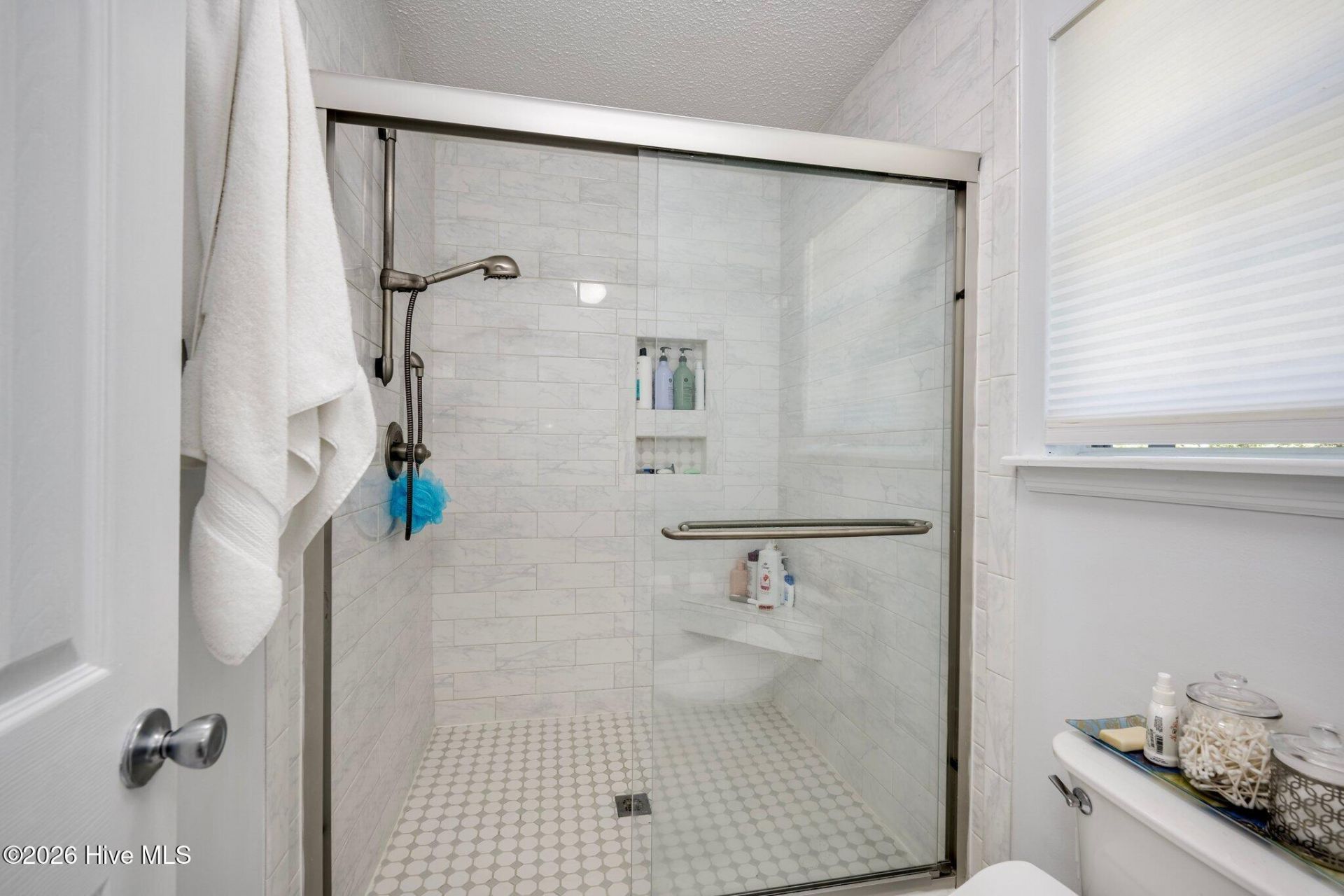16 Woodhill Place Photo 29