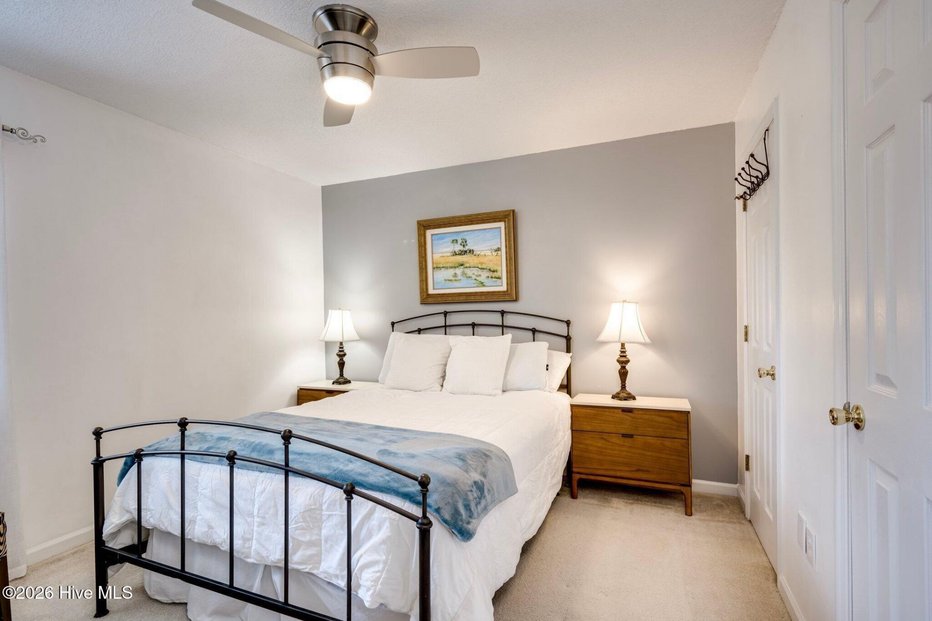 16 Woodhill Place Photo 33