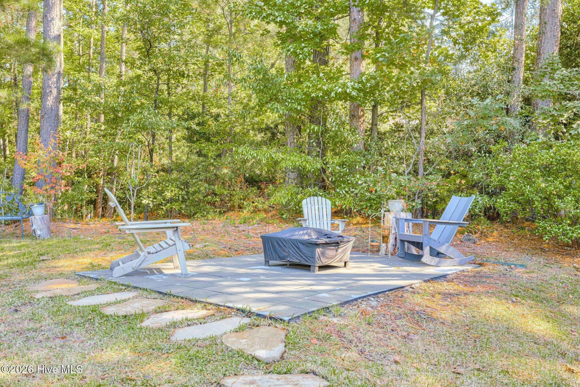 16 Woodhill Place Photo 36