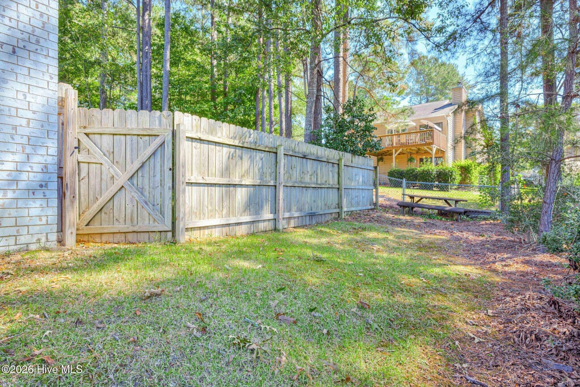 16 Woodhill Place Photo 45