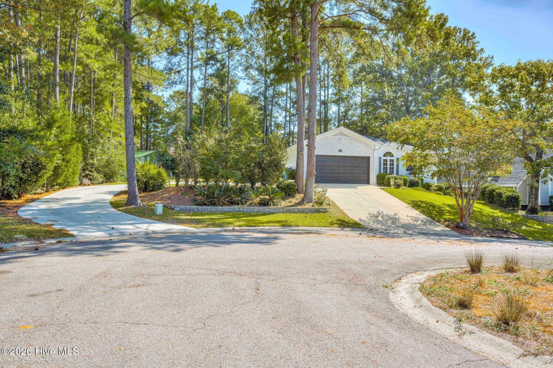 16 Woodhill Place Photo 5