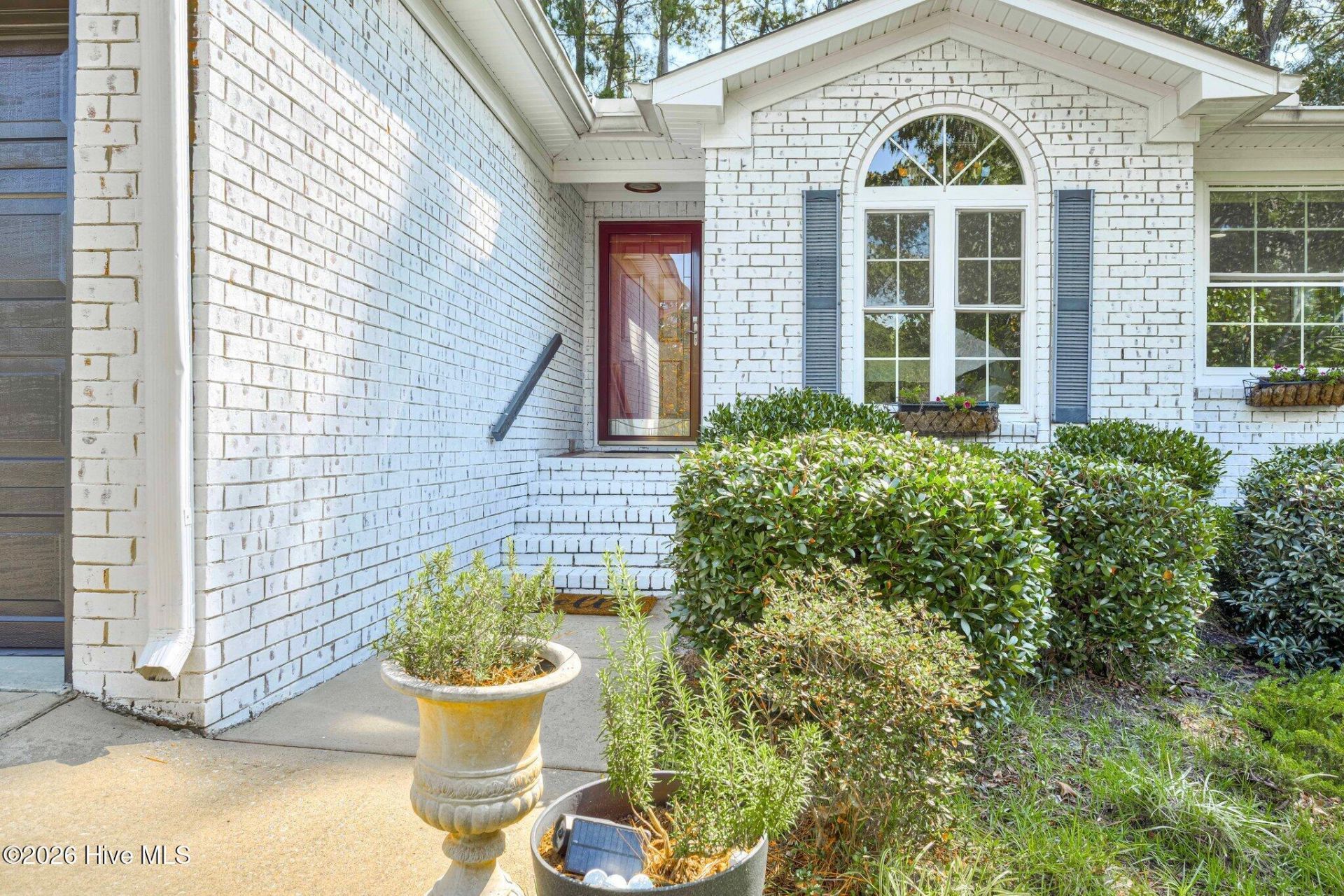 16 Woodhill Place Photo 6