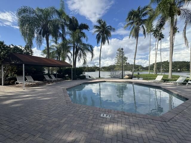 20930 Via Oleander, Unit 4, Boca Raton, FL 33428 Photo