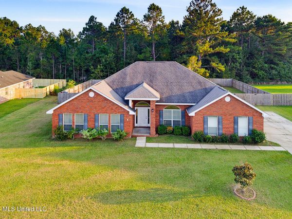 10335 Maple Cove, Vancleave, MS 39565