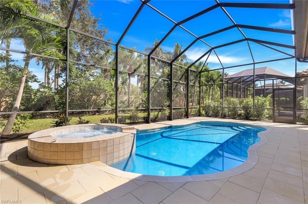 7319 Lantana Cir, Naples, FL 34119 Photo