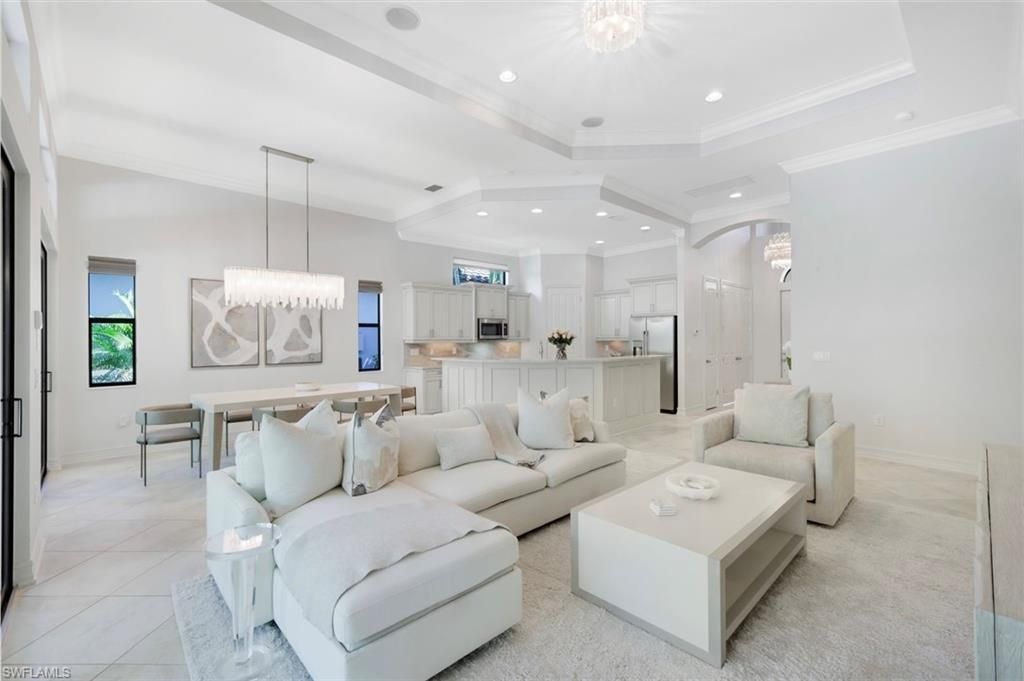 7319 Lantana Cir, Naples, FL 34119 Photo