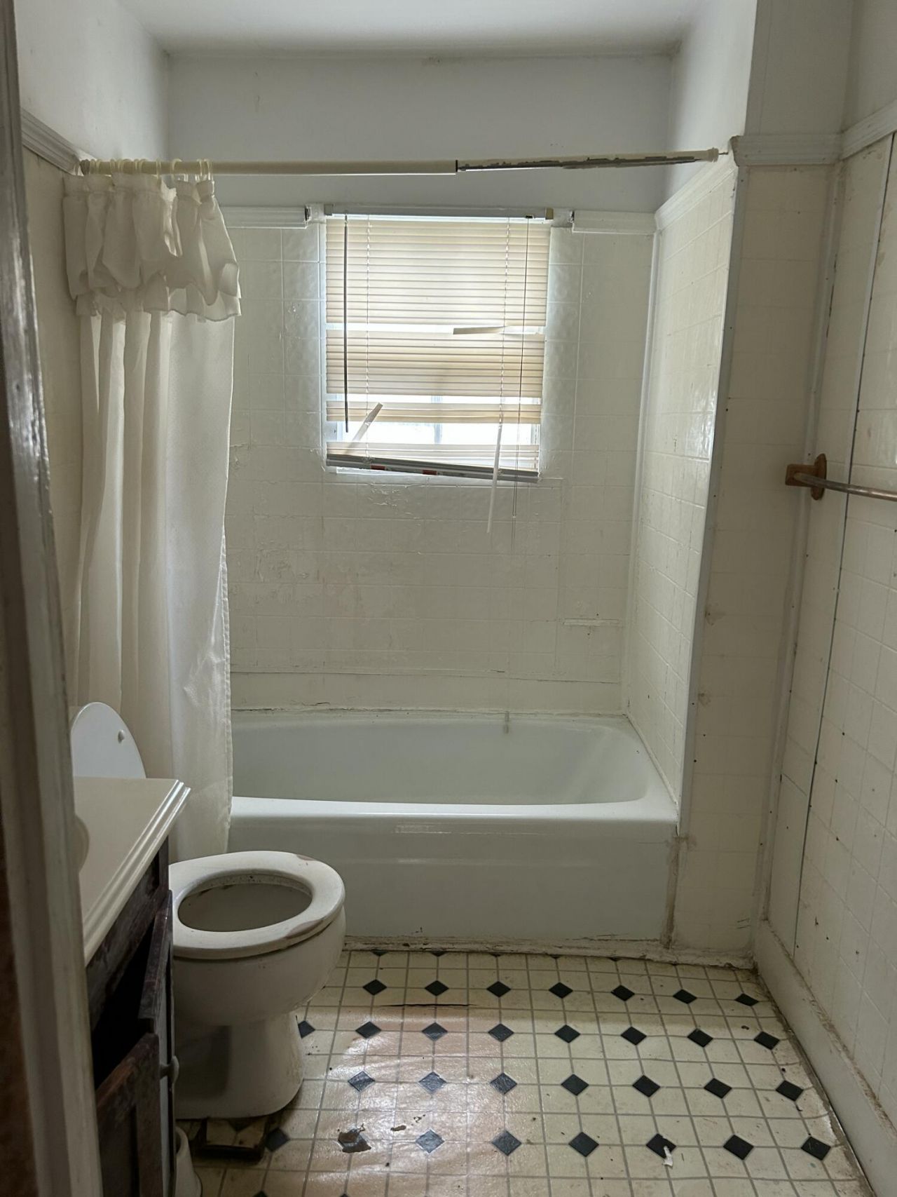 645 Maple Street Photo 21