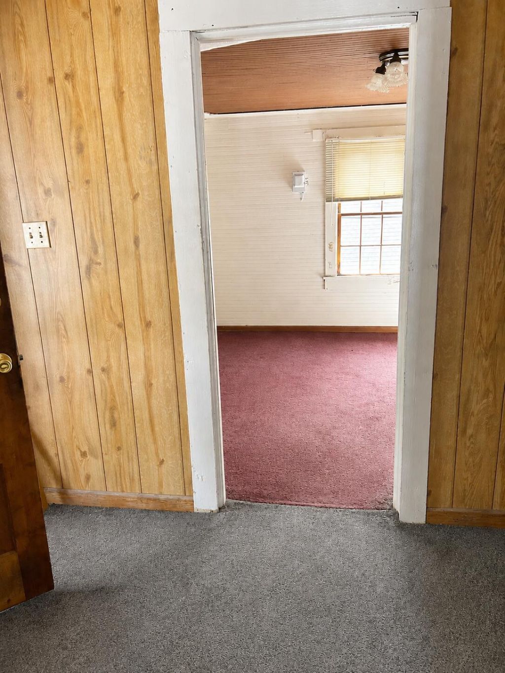 645 Maple Street Photo 25